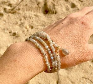 Labradorite Wrap Bracelet for a Positive Change in Your Life